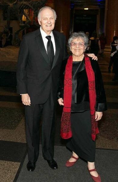Alan Alda and Arlene Alda attend old Spring Harbor Laboratory's Double Helix Medals at American Museum of Natural History on December 1, 2016 in New York City.