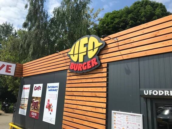 3D logo, UFO Burger, Šumperk