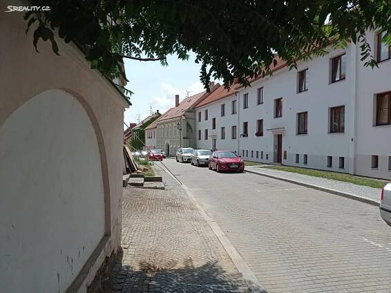 Prodej Byt 2+1, Husova, Mikulov