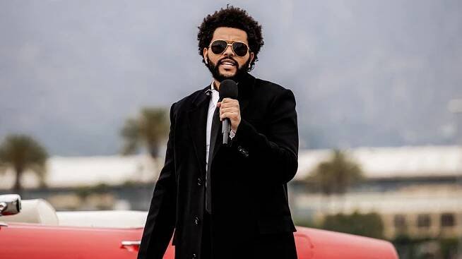 The Weeknd má dva nové rekordy. V srpnu přijede do Prahy