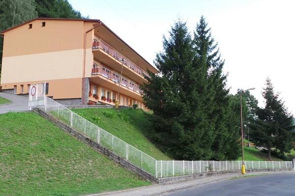 ZŠ, MŠ a ZUŠ Jablonec nad Jizerou foto 1