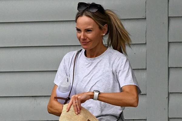 Rory McIlroy’s Ex Erica Stoll Spotted Without Engagement Ring in First Photos Since Golfer Filed for Divorce