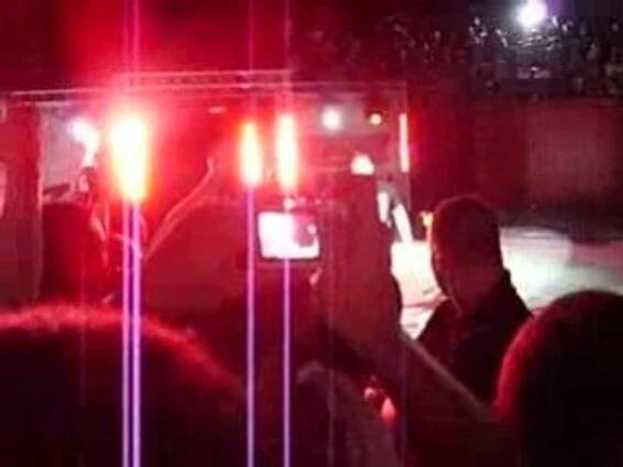 Entrée de Lilian garcia (raw paris 27.09.08) - Vidéo Dailymotion