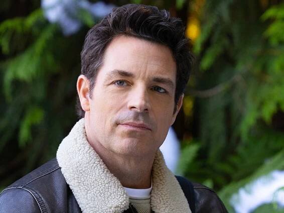 Brennan Elliott, 'The Gift of Peace,' 2022
