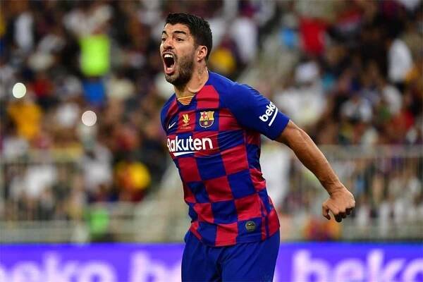 33. Luis Suárez (Uruguay) Odkud:  Liverpool (Anglie) Kam:  Barcelona (Španělsko) Rok:  2014 Částka:  81,72 milionu eur