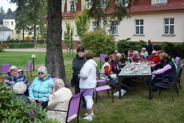 Jubileum slavily všechny tři vily Domova důchodců v Jindřichovicích pod Smrkem