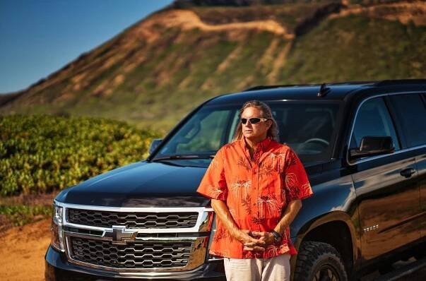 Premium VIP Tours and Transfer Service - Chris Gardner Hawai