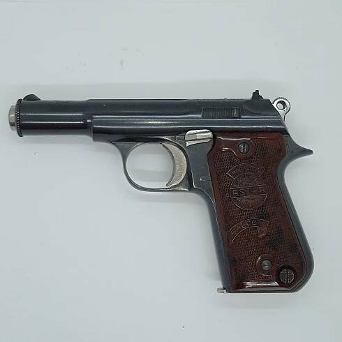 Samonabíjecí pistole Astra 4000 Falcon v ráži.22LR
