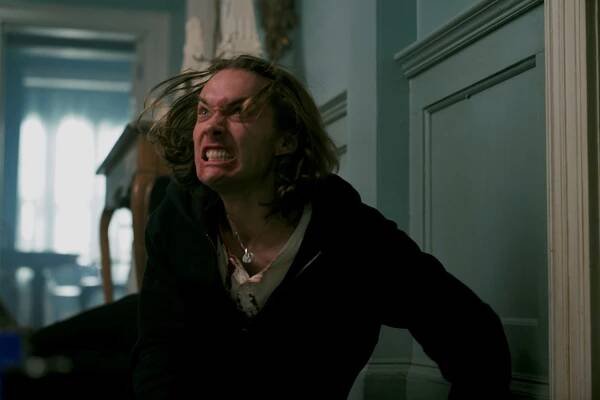 Toby Regbo - Čas čarodějnic - Epizoda 2 - Z filmu