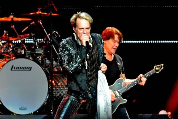David Lee Roth oznámil odchod do hudebního důchodu | frontman.cz
