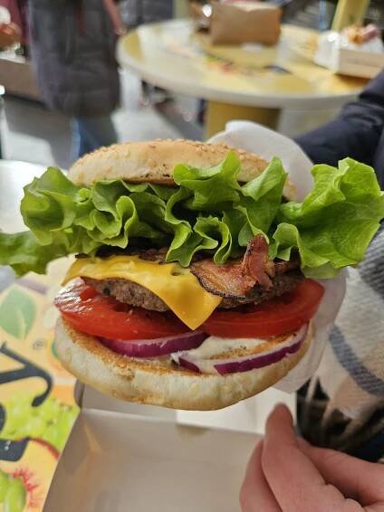Recenze - Master Burger • Mapy.com