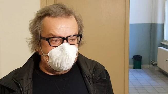 Filip Smoljak vysoudil 90 tisíc za hry svého otce. Chce divadlo vyždímat, komentoval Svěrák