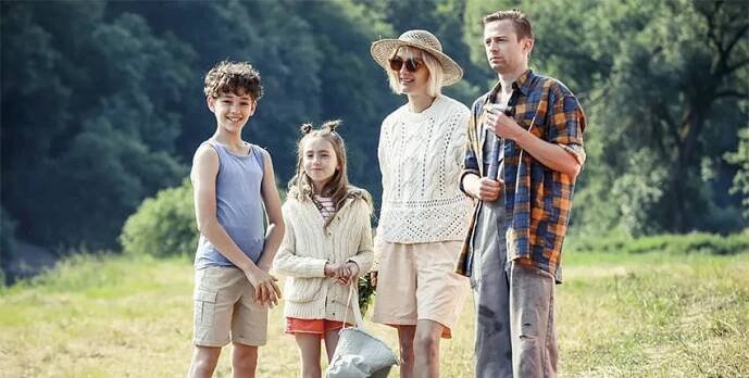 Recenze: Prázdniny s Broučkem jsou komedie bez života, která ničím příliš nezaujme