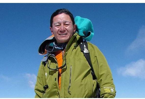 Norgay Tenzing: *květen 1914 – †9.5.1986, nepálský alpinista