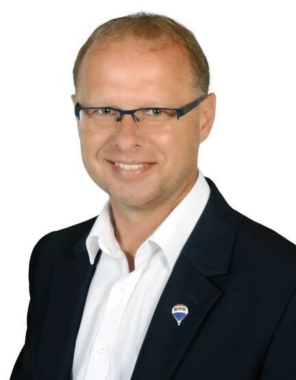 Realitní makléř - Miroslav Štrojsa