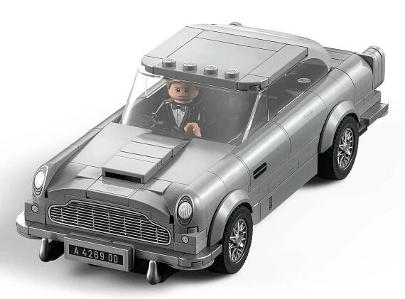 James Bond At LEGO's Flagship London Store | James Bond 007