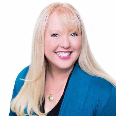 Adryenn Ashley Influencer and BlockChain Diva