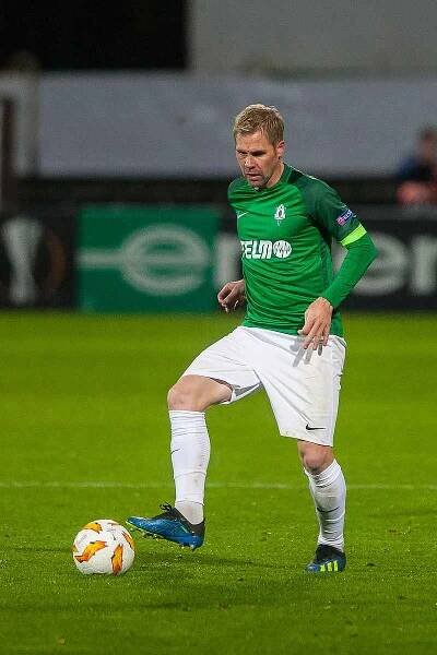Zápas skupiny K Evropské ligy mezi týmy FK Jablonec a FC Astana se odehrál 25. října na stadionu Střelnice v Jablonci nad Nisou. Na snímku je TOmáš Hübschman.