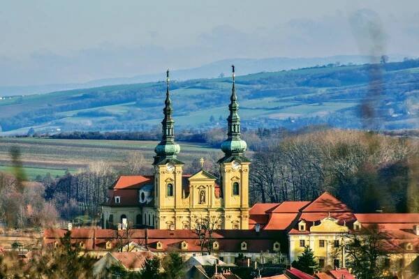 Do podzemí za zlatou růží • vychodni-morava.cz