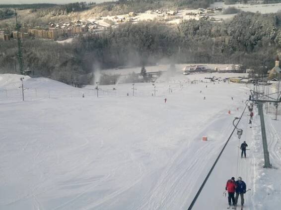Ski areál Hlubočky - informace a mapa