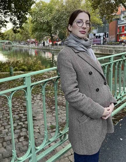 Molly Bernard Discusses How She and Wife Hannah Conceived with Home Insemination Kit