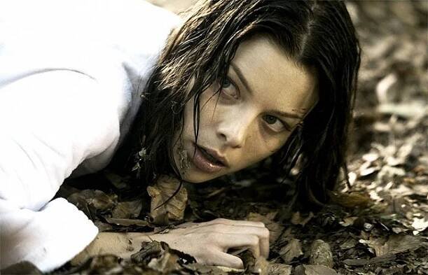 FOTO: Lauren German v hororu Hostel II. – stránka 17