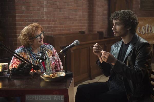 Magda Szubanski, Robert Sheehan - Tři léta - Z filmu