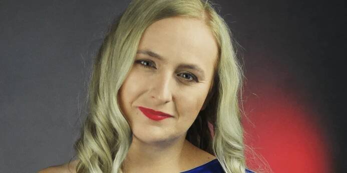 Lucie Macháčková absolvovala Divadelní fakultu JAMU v Brně