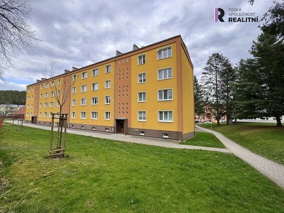 Pronájem bytu 1+1, ul. Nádražní, Nová Role – Česká Společnost Realitní