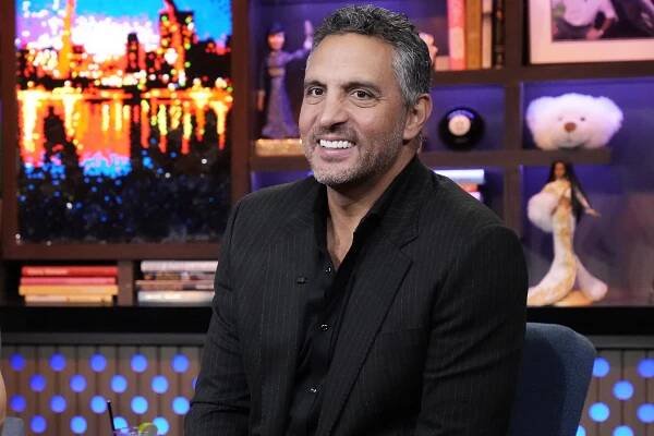 WATCH WHAT HAPPENS LIVE WITH ANDY COHEN -- Episode 19196 -- Pictured: Mauricio Umansky -- (Photo by: Charles Sykes/Bravo via Getty Images)