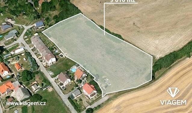 Investiční pozemek 9 616 m2, Podíl 10 % o výměře 1 002 m2
