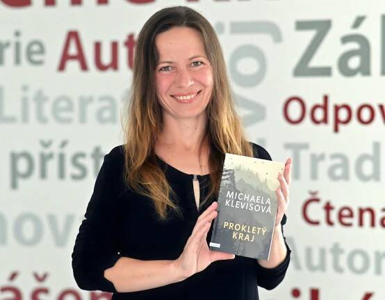 Vychází Prokletý kraj - Michaela Klevisová