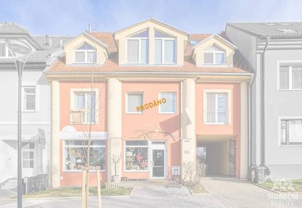 Pronájem ubytovací jednotky 1+kk, 22 m², Kunovice - náměstí Svobody | Sluneční Reality 