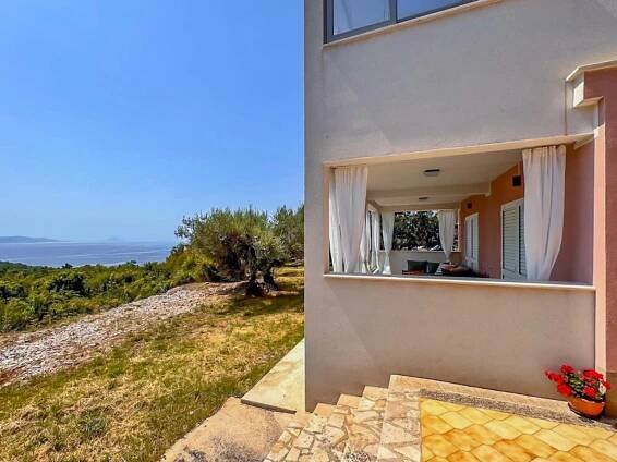 Studio Vesna With A Terrace And Sea View Rabac