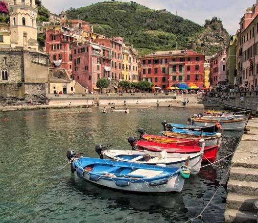 Pasta and pesto in Vernazza - As I Travel