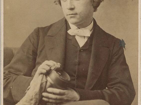 5 Odd Facts About Lewis Carroll
