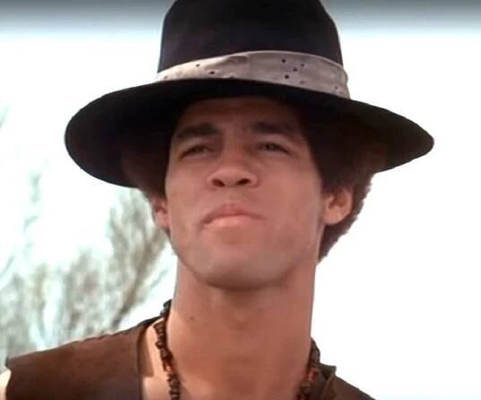 Jim Kelly Biography - Facts, Childhood, Family Life & Achievements