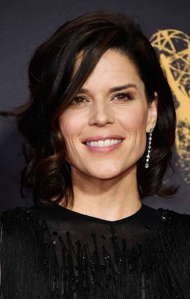 Neve Campbell