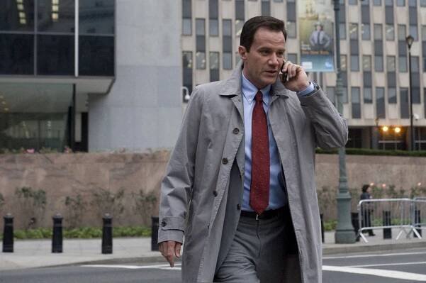Ve službách FBI - Volný pád - Z filmu - Tim DeKay