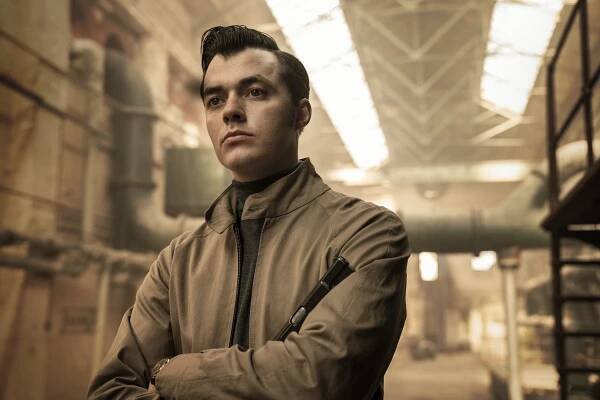 Pennyworth - Sandie Shaw - Z filmu - Jack Bannon
