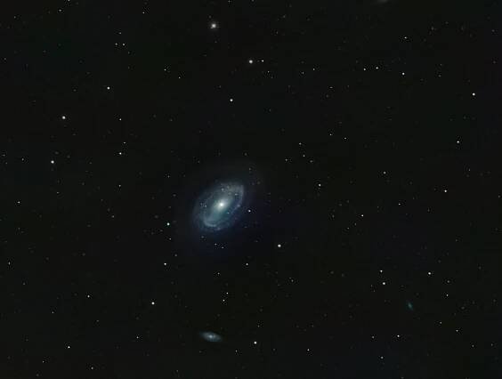 NGC4725 and NGC4712 2021-05-07