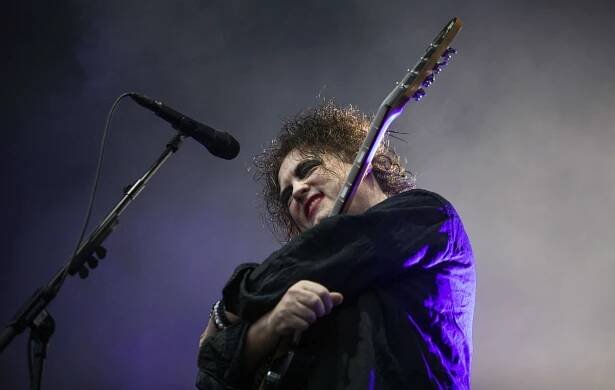Robert Smith o tom, jak rodinná tragédie formovala "temnotu" nového alba The Cure | Keep moving