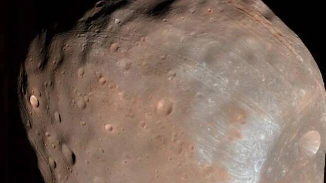 Phobos, největší měsíc Marsu
