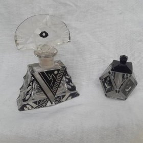 Starožitné skleněné flakony a nádobky na parfémy a kosmetiku  - Starožitnosti
