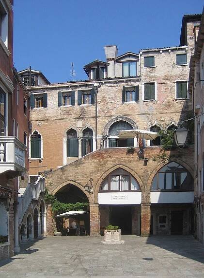 Soubor:Campiello del Remer.jpg
