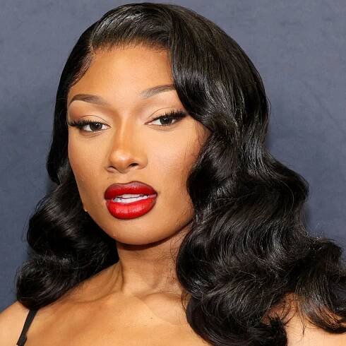 Megan Thee Stallion Pinned Back Her Bangs In a Little Pouf Like It's 2009 — See the Video