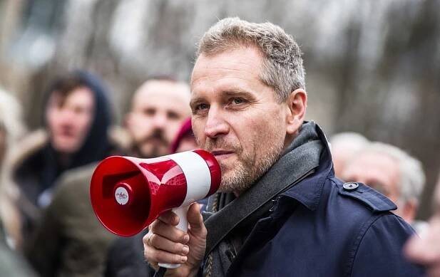 Německou AfD rozděluje postoj k ruské válce. Poslanec Bystroň zkoušel hledat mír u Lukašenka — HlídacíPes.org
