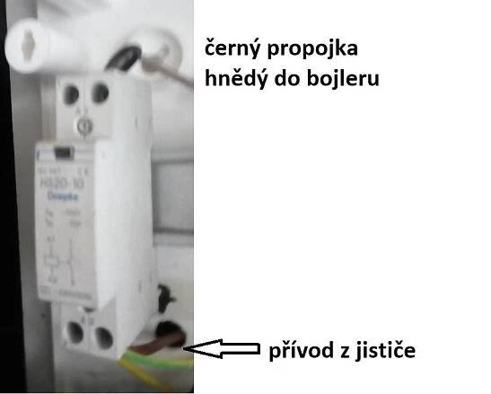 Stykač na noční proud