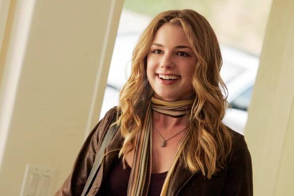Bratři a sestry - Láska je složitá - Z filmu - Emily VanCamp