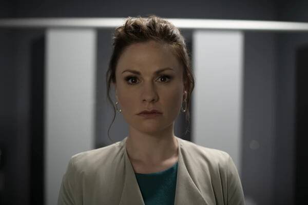 Flack Anna Paquin Pop TV